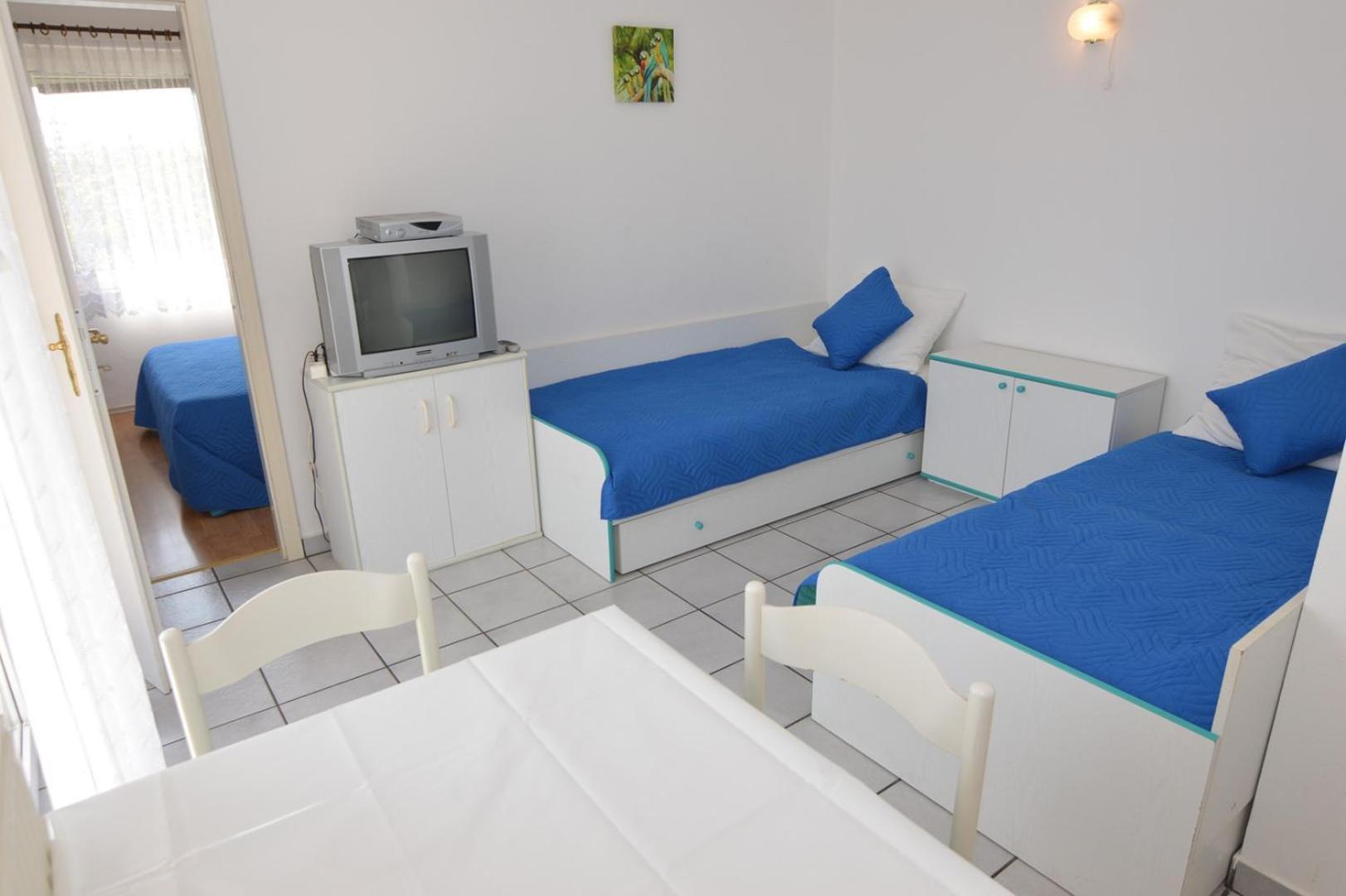 Guest house House Mai With Pool