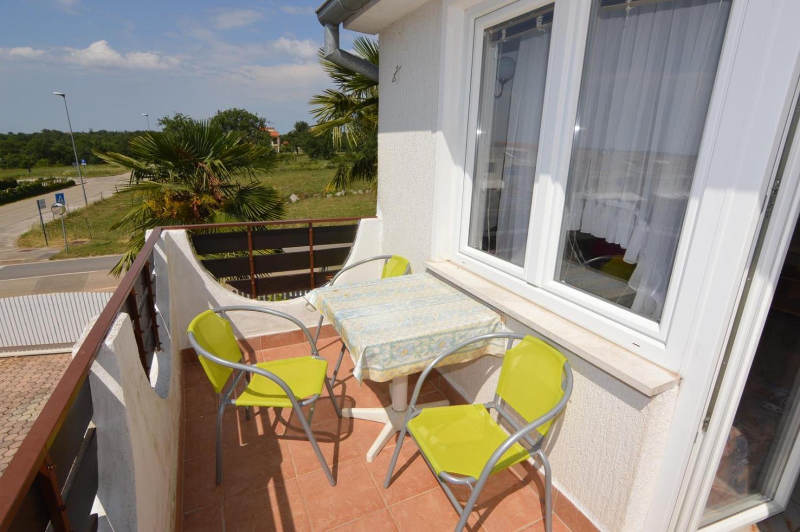 Guest house House Mai With Pool *