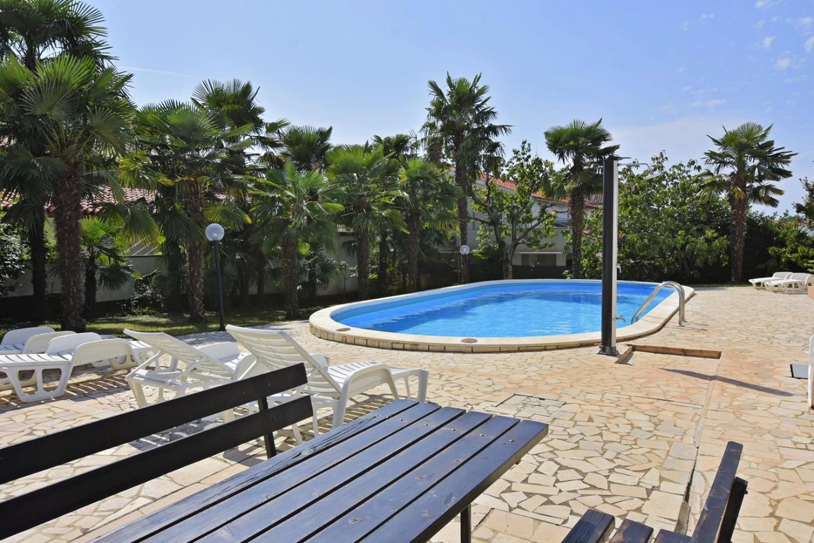 Gasthof House Mai With Pool *